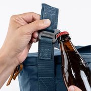 CleverMade Tahoe Collapsible Cooler Bag, Medium Travel Cooler, Ocean | Keep Food and Drinks Cold Without Bulky Storage | The Leak-Resistant Liner Contains Meltwater, and the Frame Folds Flat