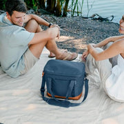 CleverMade Tahoe Collapsible Cooler Bag, Medium Travel Cooler, Ocean | Keep Food and Drinks Cold Without Bulky Storage | The Leak-Resistant Liner Contains Meltwater, and the Frame Folds Flat