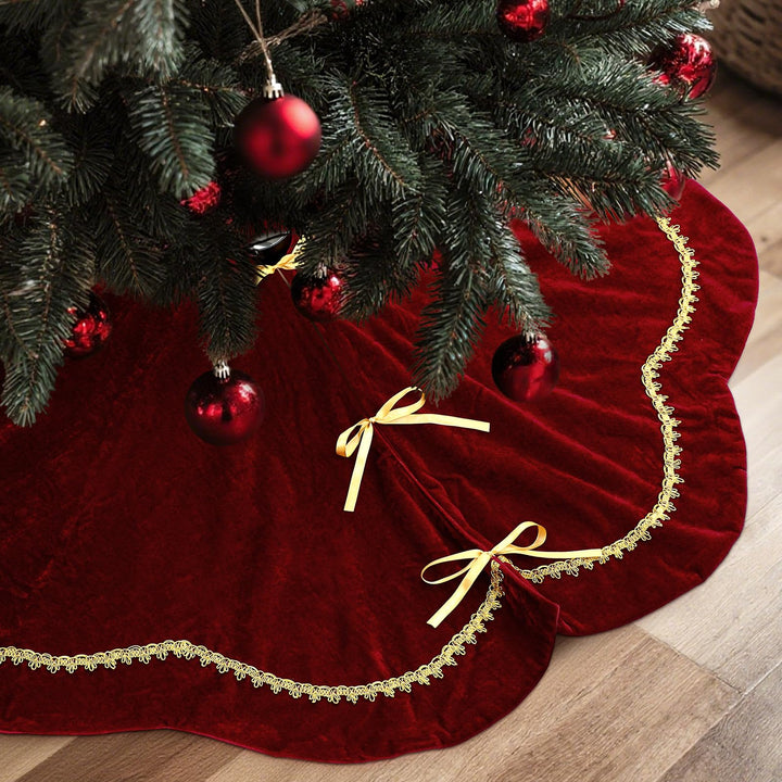 Arrowbash Red 48 Inch Christmas Tree Skirt Velvet Scallop Ddge | Scalloped Designer Tree Skirt, Sparkling Gold Lace Trim, Bow Tie, Faux Fur, Vintage Design, Holiday Home Decor, Luxurious
